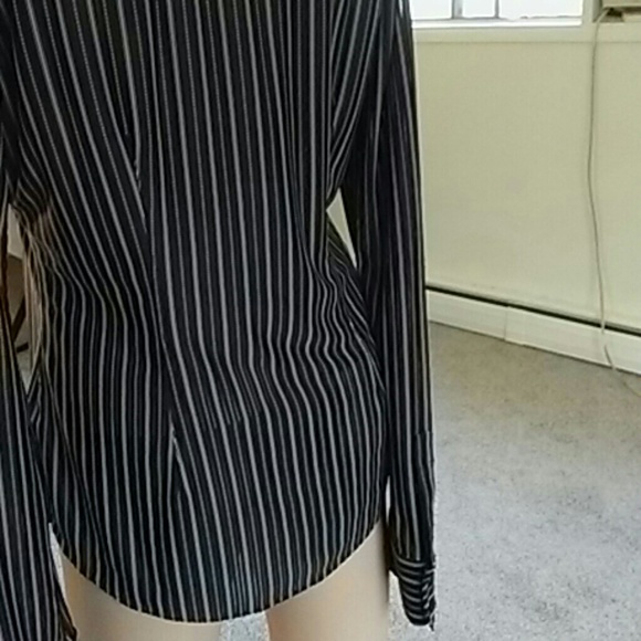 Express Blouse - Picture 2 of 2